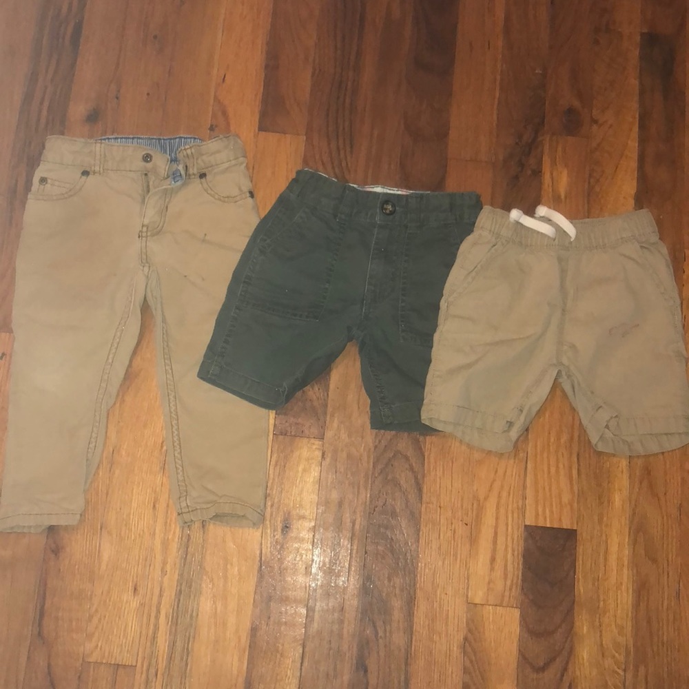 2 shorts (khaki and green) and 1 khaki pants